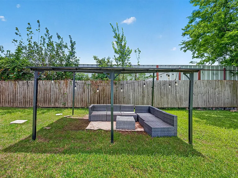 1206 Riggs Rd — Photo 47