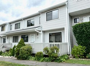 586 Cypress Rd UNIT 586, Newington, CT 06111