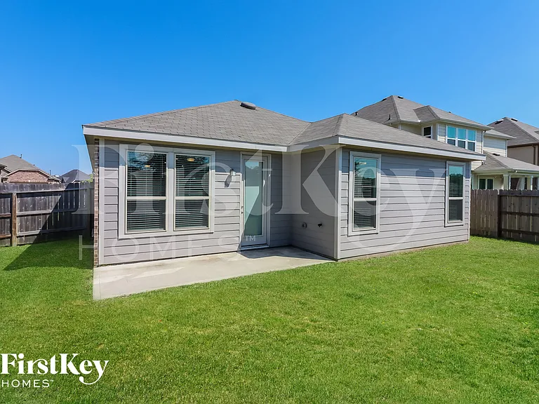 22235 Davenport Downs Ln — Photo 15