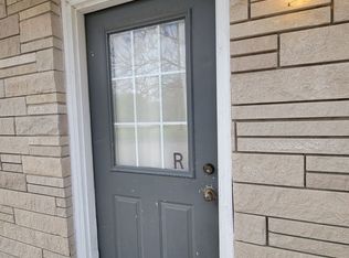 2800 S College Ave APT R, Rensselaer, IN 47978