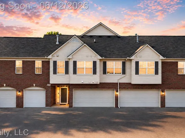 623 Worthington Dr, Lansing, MI 48906