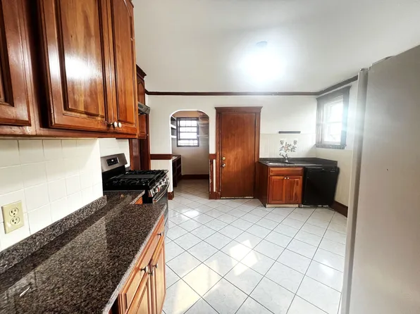 103 Saint Andrew Rd #2, Boston, MA 02128