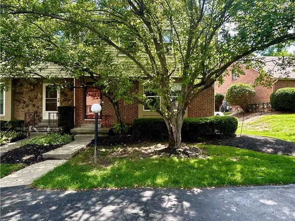 49 Kimwood Dr, Englewood, OH 45322