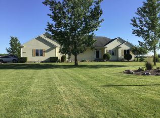 10319 Masters Rd, Wales, MI 48027