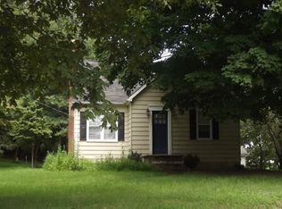9524 Birmingham Dr, Manassas, VA 20111