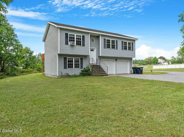 61 Locust Ridge Drive, Corinth, NY 12822