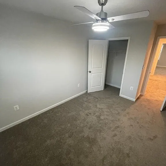 5512 Wenrich Dr — Photo 12