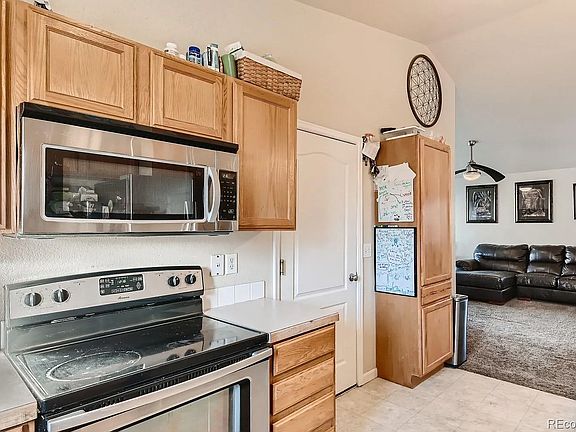 4th image of 2604 Dock Dr
