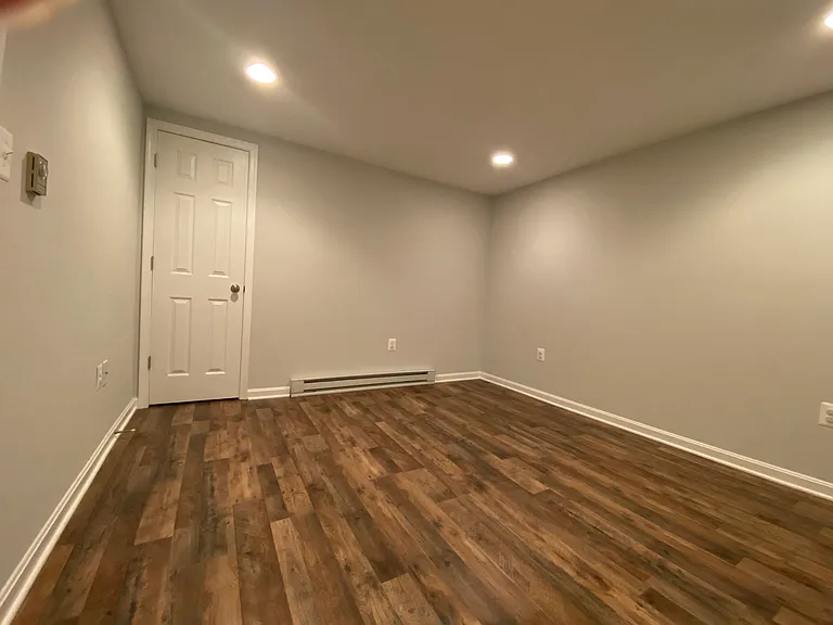 1006 Young Pl — Photo 13