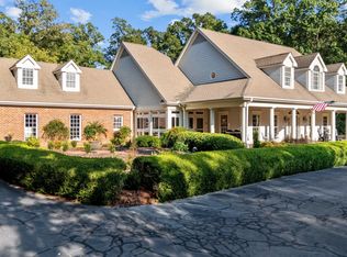 608 Valley Rd, Sanford, NC 27330