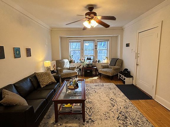 4th image of 1720 E Newport Ave #24