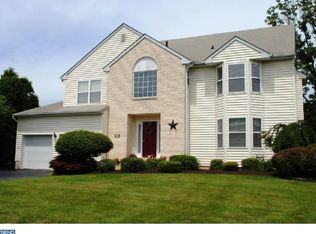6 Poinsett Dr, Lawrence Twp, NJ