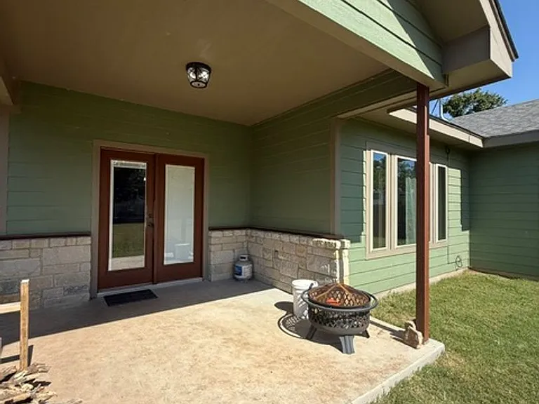 225 Scurry Ave — Photo 28