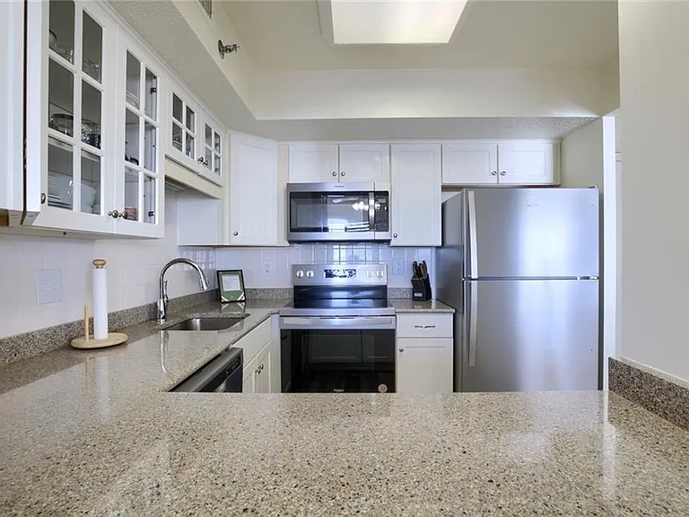 7501 River Rd #4B — Photo 3