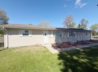 501 Wood St S, Fenton, MI 48430