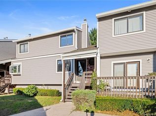 1908 Mill Pond Dr UNIT 1908, South Windsor, CT 06074