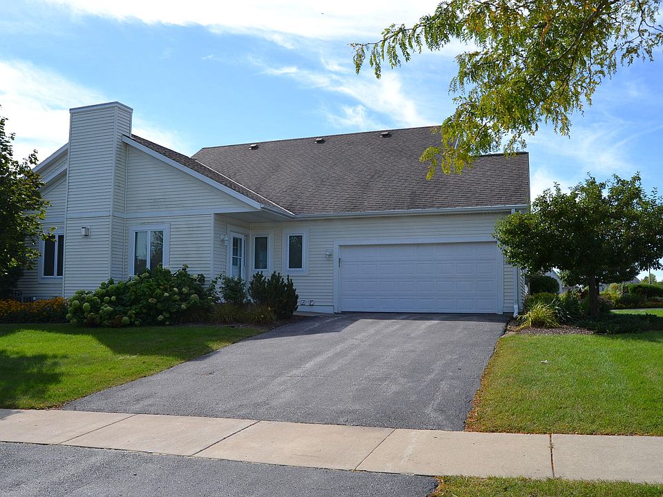 1st image of 873 Bridlewood Dr