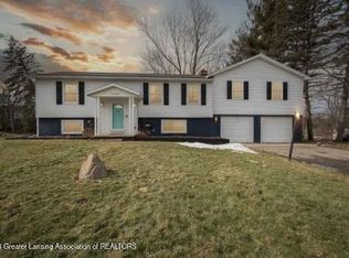 12429 Crabapple Ln, Grand Ledge, MI 48837