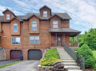 164 Weldon Dr, York, PA 17404