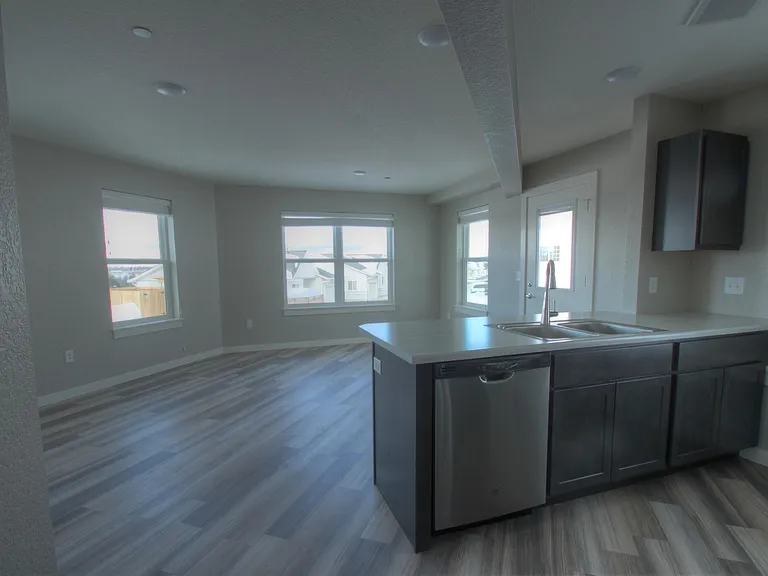830 Crestmont Way — Photo 1