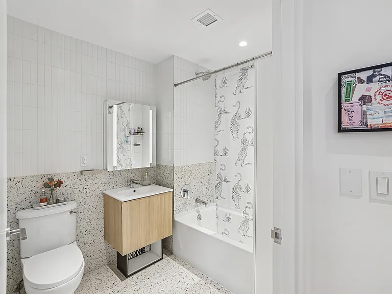 393 Weirfield St #406 — Photo 7