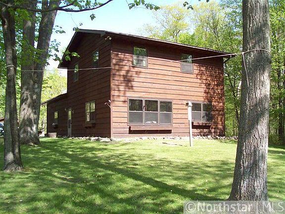3rd image of 5537 Woods Bay Dr NE