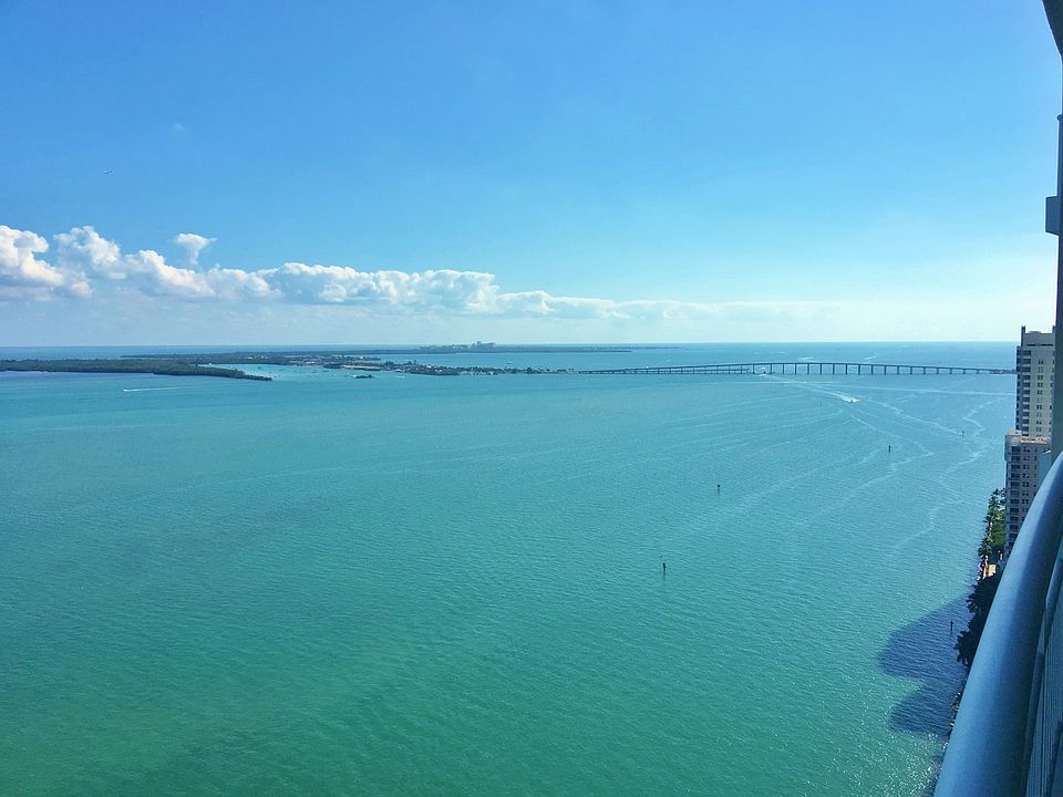 2nd image of 808 Brickell Key Dr APT 3202