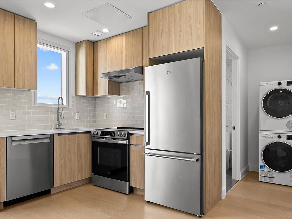 1st image of 1012 Kelly St APT 7A