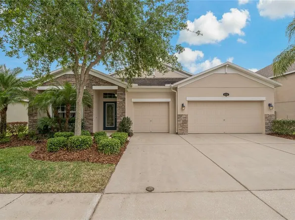 10734 Breaking Rocks Dr, Tampa, FL 33647