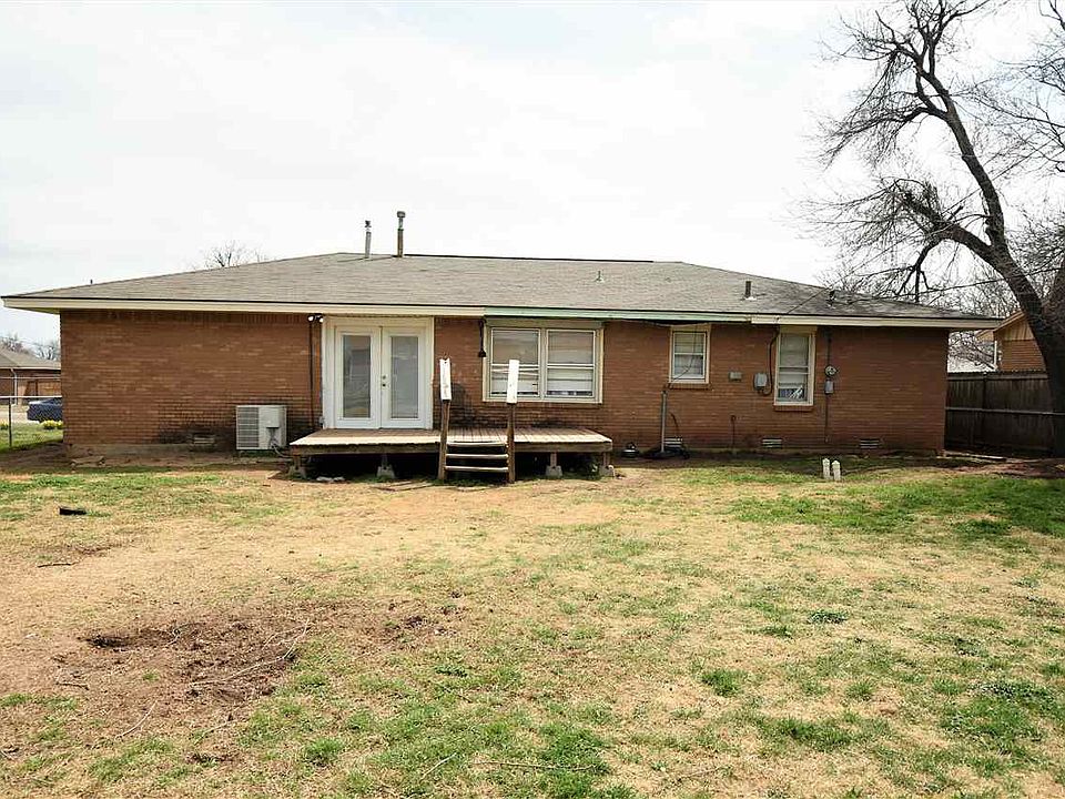 2nd image of 4529 SW Atom Ave