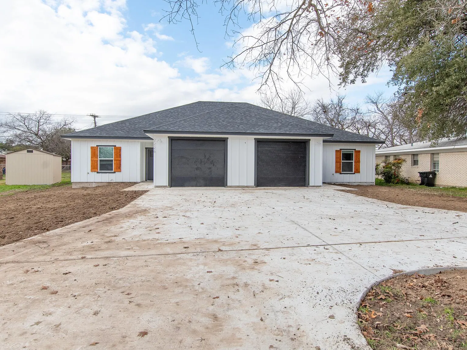 3 bed, 1278 sqft, $1,600 — Photo 1
