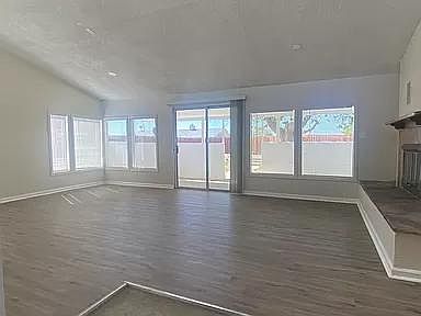 3rd image of 8712 Bay Ave
