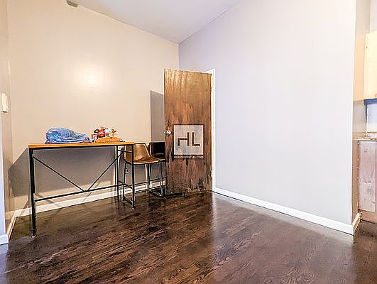 3rd image of 448 Hancock St APT 1