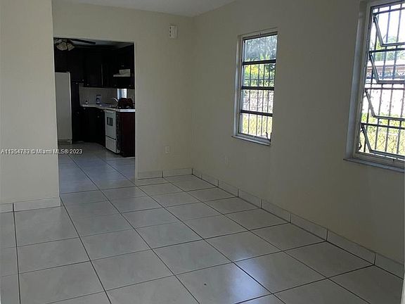 5th image of 3104 NW 21st Ave #3104