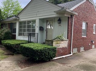3630 Rockingham Rd, Royal Oak, MI 48073