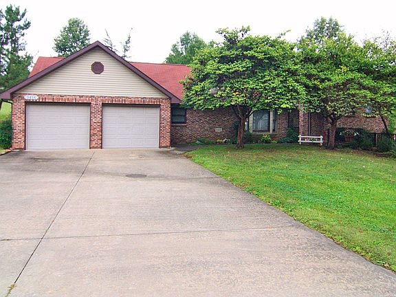 2nd image of 3418 Julie Dr