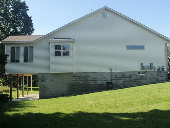 3rd image of 5634 Sandalwood Ct