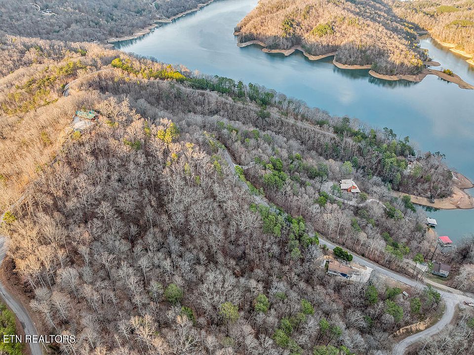 40th image of 31 Ridgeland Dr