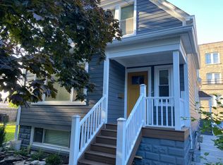 5752 W Dakin St #2, Chicago, IL 60634