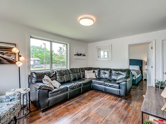 2nd image of 501 Meridian St