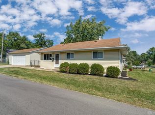 1645 Brownleigh Rd, Dayton, OH 45429