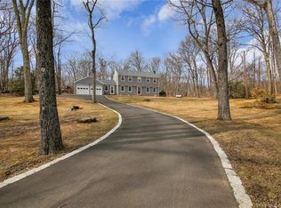 256 Governors Hill Rd, Oxford, CT 06478