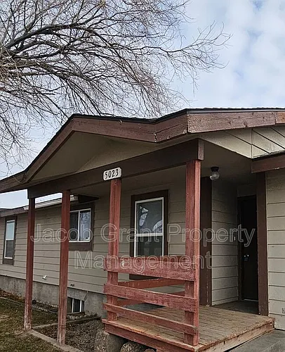 5023 E Walker Ave Photo 1