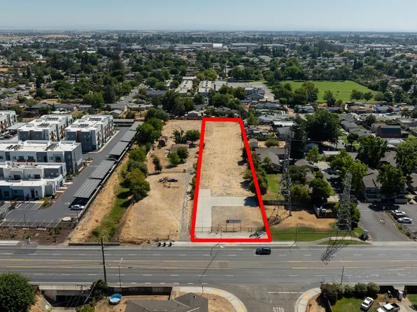 7309 Power Inn Rd, Sacramento, CA 95828