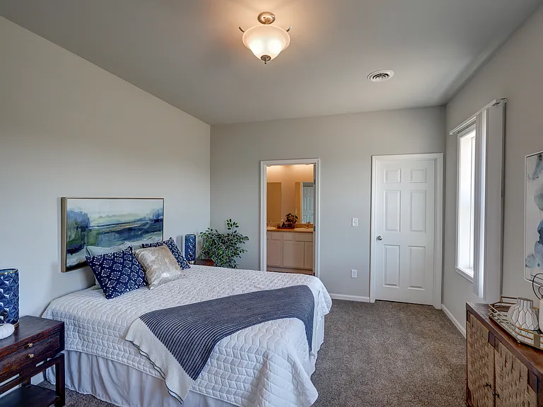 745 Gene Dr — Photo 6