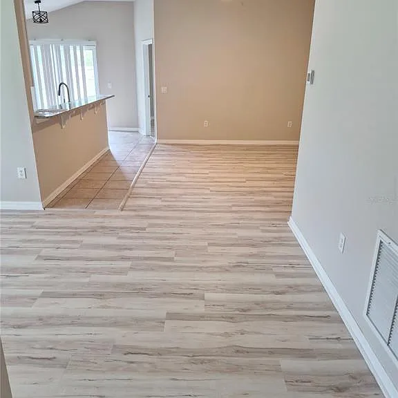 53 Brownstone Ln — Photo 2