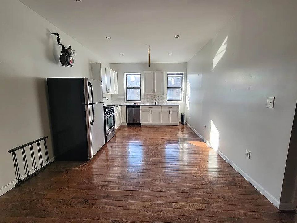 1st image of 10 Vermilyea Ave APT 4B