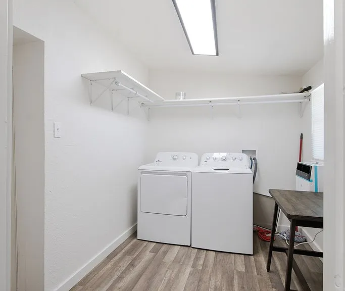 210 N Jackson St #A — Photo 19