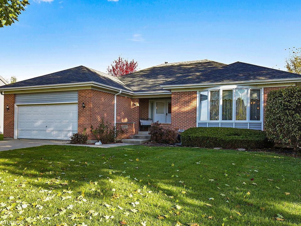 1st image of 1157 Dovercliff Way