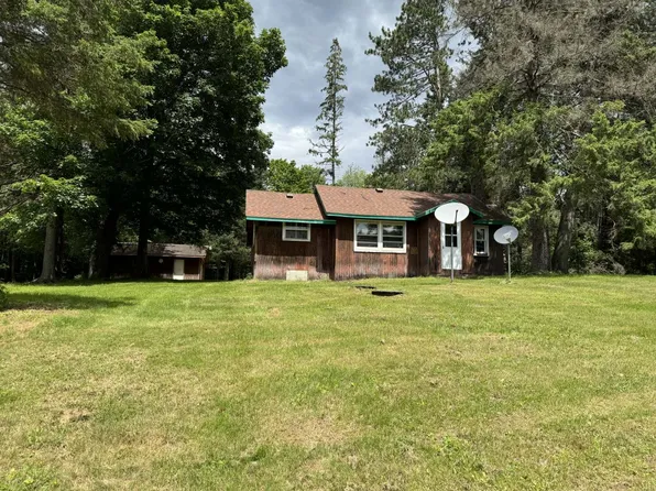 1913 E End Rd, Tripoli, WI 54564